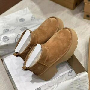 UGG Classic Ultra Mini New Heights Boot